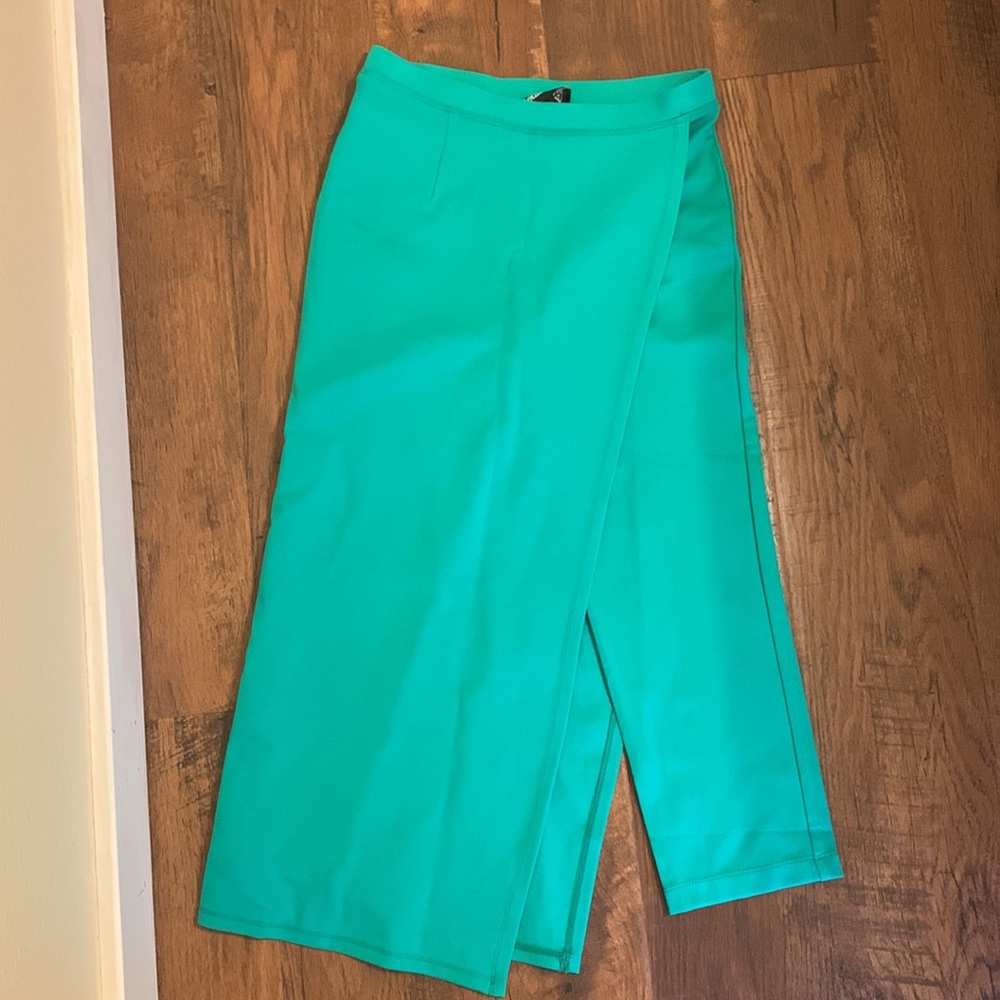 Betabrand the sassiest pant